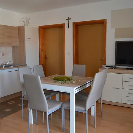 Apartamento + Rimac Medulin