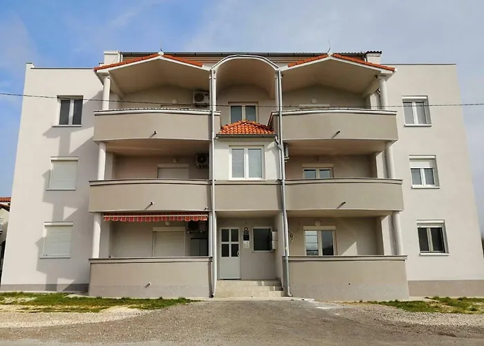 Apartamento + Rimac